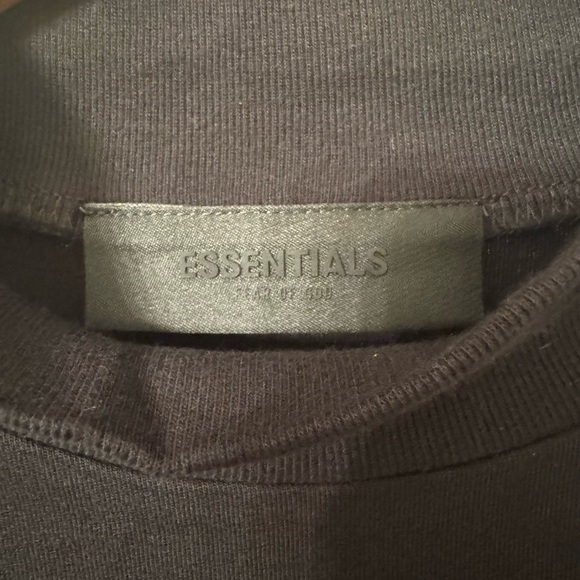 NWT FEAR OF GOD ESSENTIALS Black Bonded T-Shirt - M - Picture 5 of 9